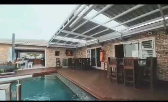 To Let 4 Bedroom Property for Rent in Winterstrand Eastern Cape